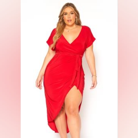 Asoph Dresses & Skirts - Asoph faux wrap dress